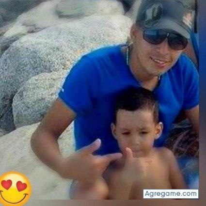 Hmoto chico soltero en Caracas