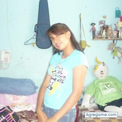 Amu12 chica soltera en San Julián
