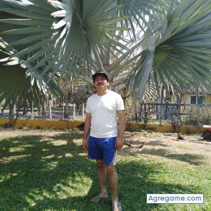 Chabalo chico soltero en Guatemala