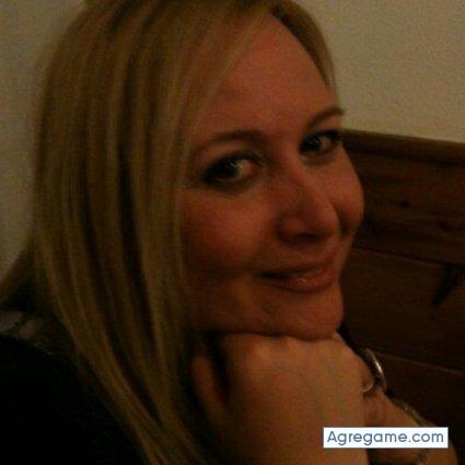 evita33 chica soltera en Tarragona