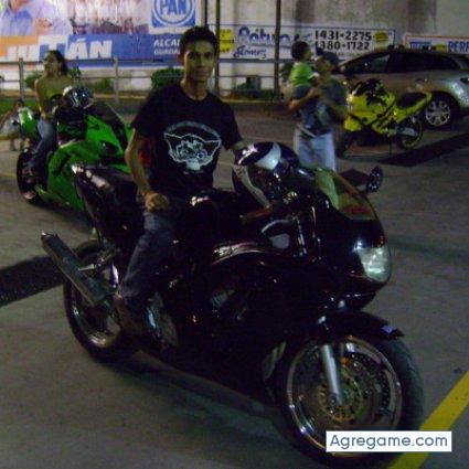 jfuentess77 chico soltero en Guadalupe