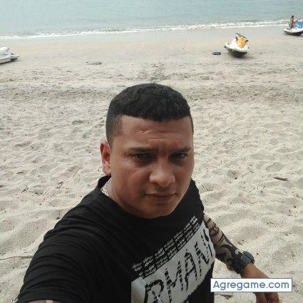 Rafaellem chico soltero en Nicoya