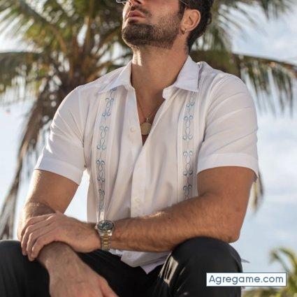 Afga2002 chico soltero en Cypress