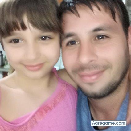 MatiFlores chico soltero en Adolfo Gonzáles Chaves