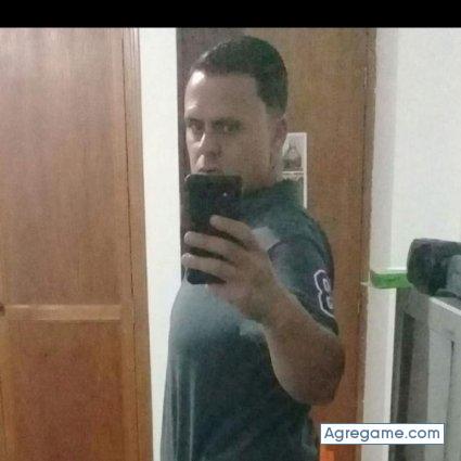 JL52023 chico soltero en Barcelona