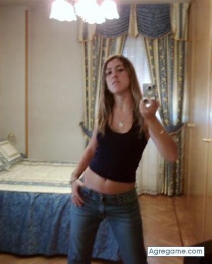 Rubita chica soltera en Barcelona