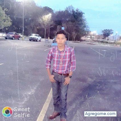 carloszacarias chico soltero en Lebanon