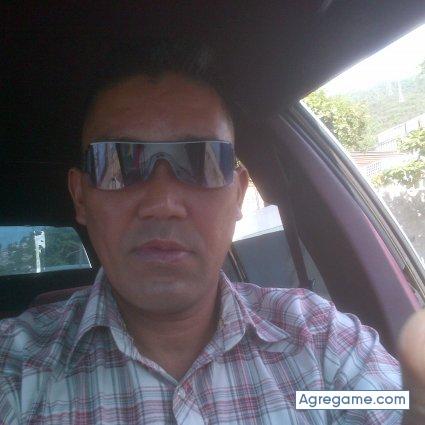 Elcomando chico soltero en 