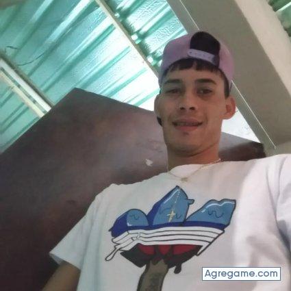 yenyatovar chico soltero en Maracay