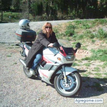 crista chica soltera en Barcelona