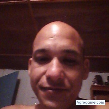 elqtdamasduro chico soltero en 