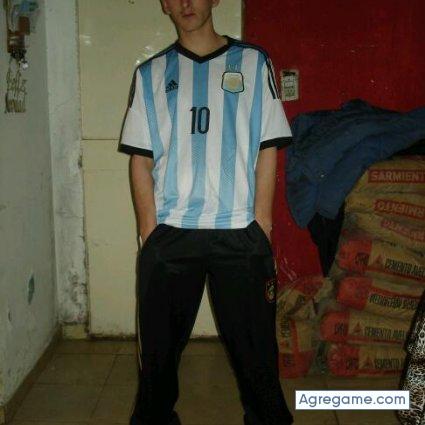 gonzaloo12345 chico soltero en General Hornos