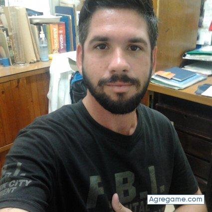roberto30790 chico soltero en Miramar