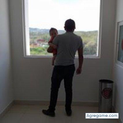 pablomorales6047 chico soltero en Carmel