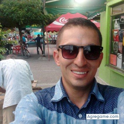 Thomasjefferson chico soltero en La Dorada