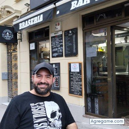 Xevi77 chico soltero en Girona