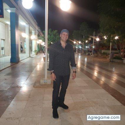 Jotamol7 chico soltero en Bauta