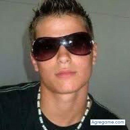 arieljaldin chico soltero en La Reja