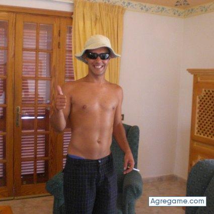 canarioncito chico soltero en Playa Honda