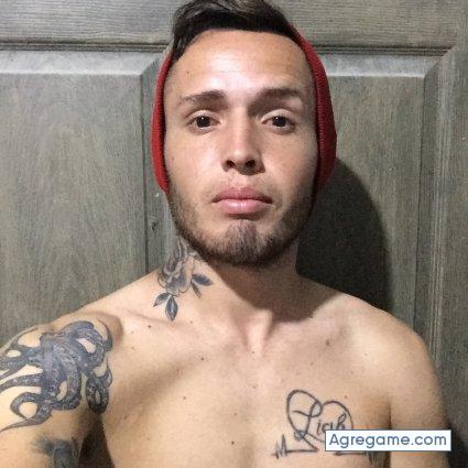 Eduardo2057 chico soltero en Liberia