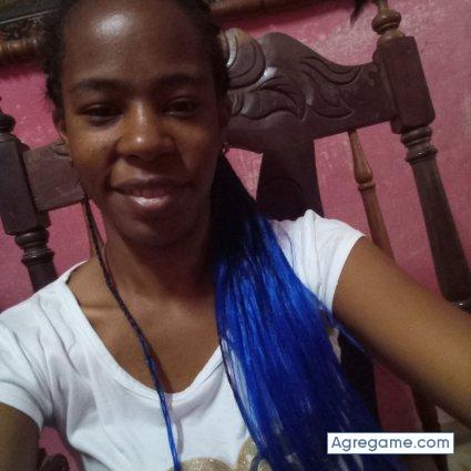 yape9823 chica soltera en Majagua