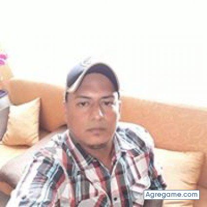 jolucedeno chico soltero en Manta