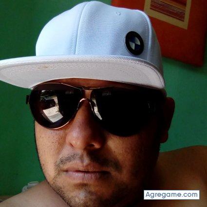 Ernsguer chico soltero en Tamasopo