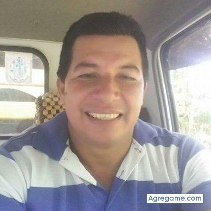 Alejandroavella1975 chico soltero en Manaure Balcón Del Cesar