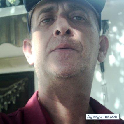 villasnerja chico divorciado en Nerja