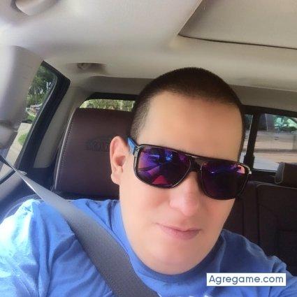 bravito29 chico soltero en West Palm Beach