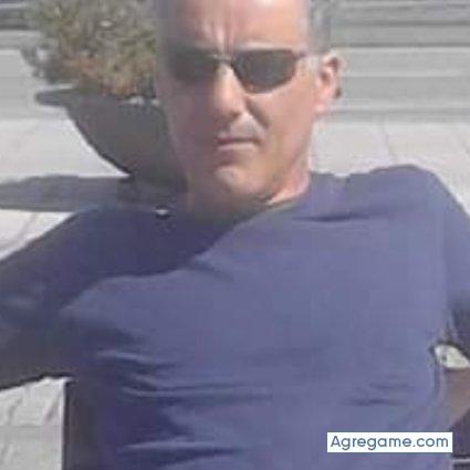 Amiigos chico soltero en Torrelavega