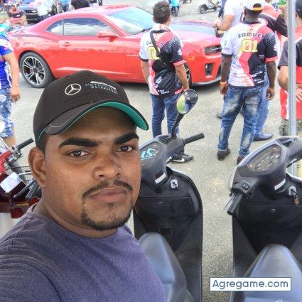 Jose292 chico casado en San José De Las Matas