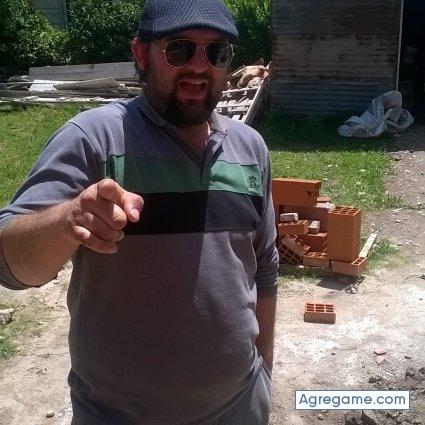 Piturrojepp chico soltero en Brandsen