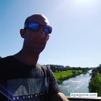 Drareg chico soltero en Tarrega