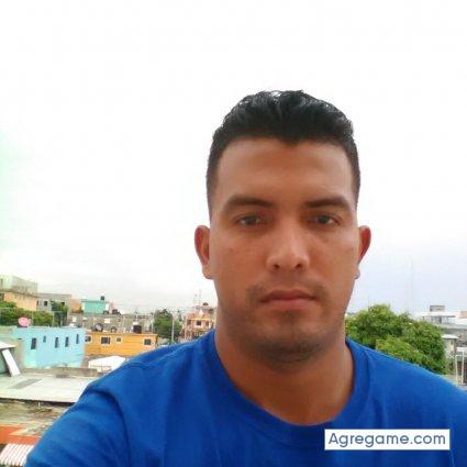 Yohonnistrinitario chico soltero en Santo Domingo Oeste