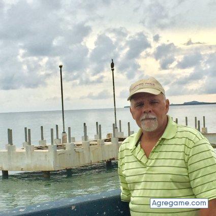 Solojuab chico soltero en 