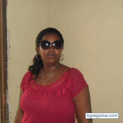 aliuska chica soltera en Trinidad