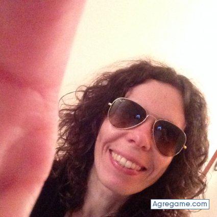 Aranam chica soltera en Ibiza