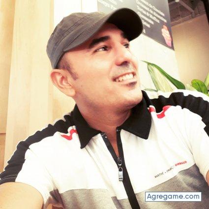 Kike202 chico casado en Bucaramanga