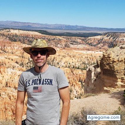 Rubenca chico soltero en Lanzarote Valleseco