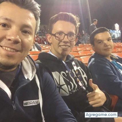 omarlagarde chico soltero en San Lorenzo Cacaotepec