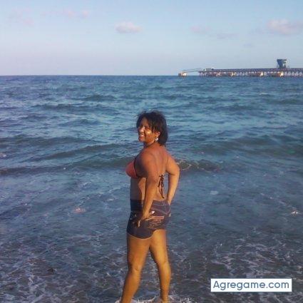 angelia chica soltera en Villa Altagracia