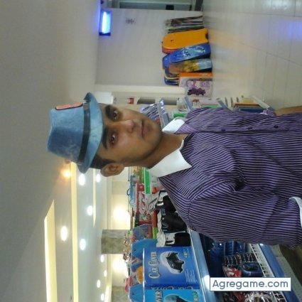 Albertolindo chico soltero en San Pedro De Ycuamandiyú