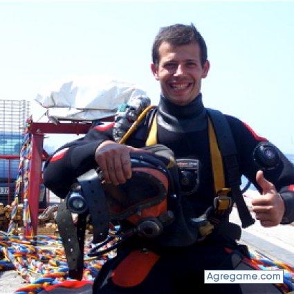 liveonly chico soltero en 