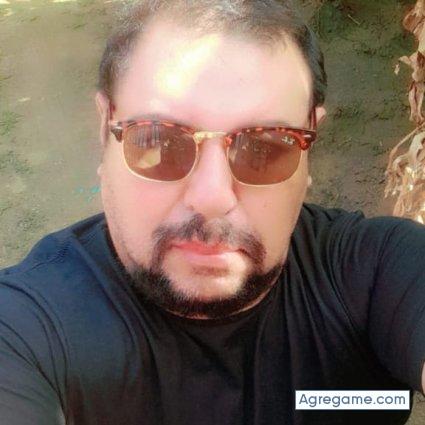 Mayo20851988 chico separado en San Carlos