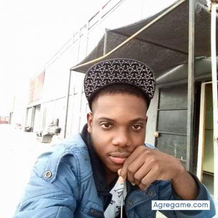 Wadmy chico soltero en Comunidad Villa Alhué