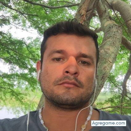 diegoferr5 chico soltero en Cota