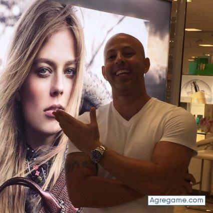 MONTSHINE chico soltero en Eustis