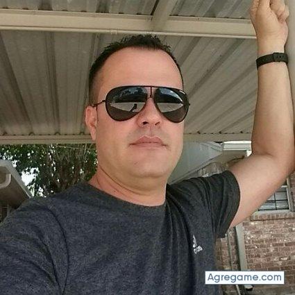 Pinoscorpion chico soltero en Mountain View