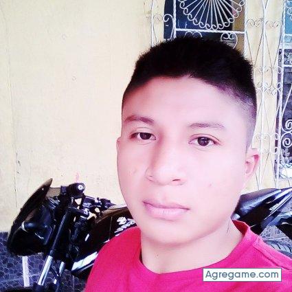 alexanderhernandezz chico soltero en Santa Elena